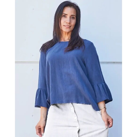 Bryn Walker 100% Linen Fran Top Size Medium Bell Sleeve Hi-Lo Hem Lagenlook Navy - Picture 1 of 11